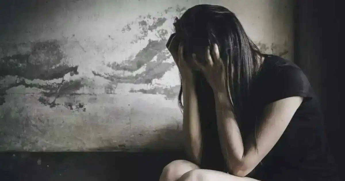 Ρόδος:-Στη-φυλακή-ο-55χρονος-που-βίαζε-την-κόρη-του-και-απέκτησε-παιδί-μαζί-της-–-Το-χρονικό-της-φρίκης