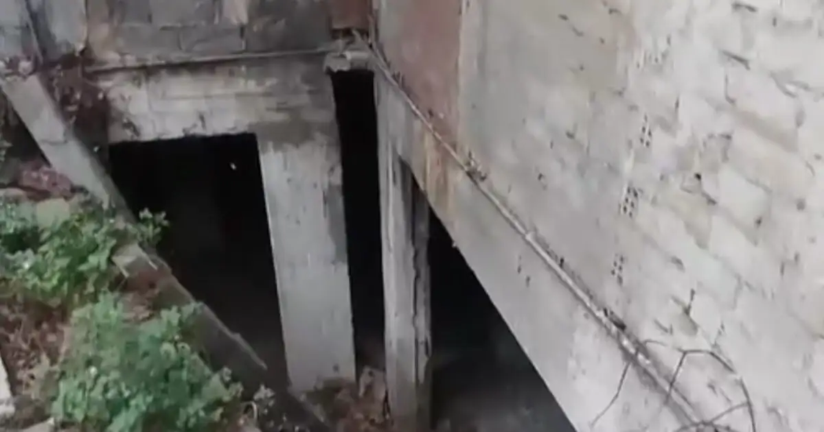 Ριζούπολη:-Φουσκωμένα-ρέματα-περνούν-μέσα-από-θεμέλια-πολυκατοικιών-–-Δείτε-βίντεο