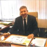 Το-βιβλίο-του-Μπάμπη-Δεληλίγκα-για-την-ιστορία-της-οικογένειας-Δεληλίγκα