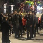 Με-κατάνυξη-και-πλήθος-πιστών η-περιφορά-των-Επιταφίων-στα-Τρίκαλα