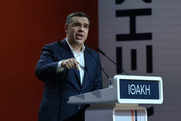 Αλέξης-Τσίπρας:-«Ζυγώνει-η-ώρα-που-όλοι-θα-κληθούμε-να-αναλάβουμε-τις-ευθύνες-μας»-–-Το-άρθρο-που-προαναγγέλλει-εξελίξεις-για-το-νέο-κόμμα