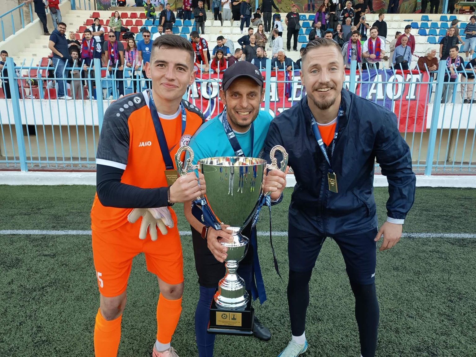 Ο-μικρός,-ο-έμπειρος-και-ο-εξελίξιμος-προπονητής