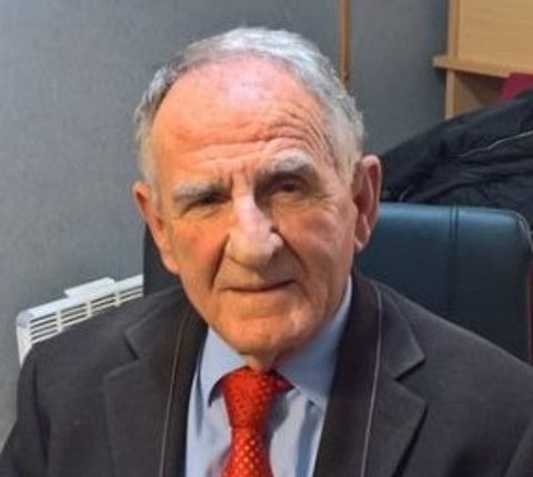 ΠΡΩΘΥΠΟΥΡΓΟΣ-ΕΚΤΟΣ-ΚΟΙΝΩΝΙΑΣ