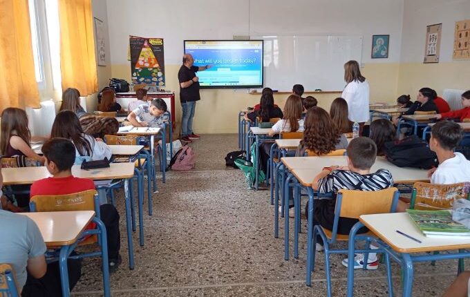 9ο-Γυμνάσιο-Τρικάλων-Δράση:-«Τεχνητή-Νοημοσύνη-και-Ψηφιακά-Εργαλεία-στην-Εκπαίδευση:-Από-το-“Έτοιμο”-στο-Δημιουργικό”