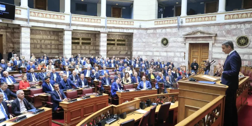 Μητσοτάκης-στη-συνεδρίαση-ΚΟ-της-ΝΔ:-“Ένα-νέο-Σύνταγμα-απαντά-στις-ανάγκες-του-Κράτους-Δικαίου”-–-“Όλοι-οι-σημερινοί-βουλευτές-μας-θα-είναι-υποψήφιοι-στις-επόμενες-εκλογές”