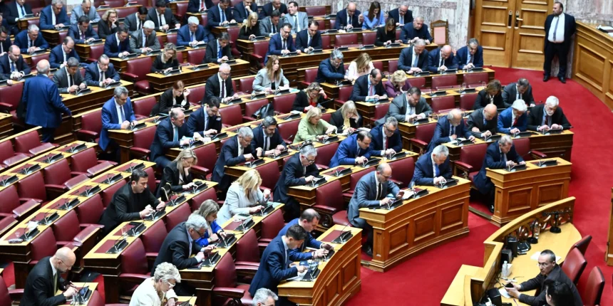 Στη-δημοσιότητα-τα-Πόθεν-Έσχες-των-πολιτικών