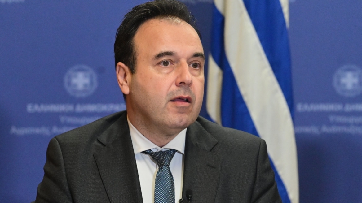Παπαστεργίου:-«ferto»-και-στο-ποινικό-μητρώο,-το-50%-των-Ελλήνων-μπορεί-να-το-λάβει-μέσα-σε-πέντε-λεπτά