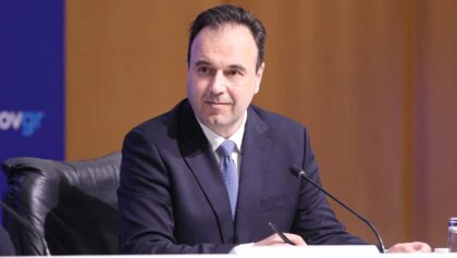 Τεχνητή-Νοημοσύνη-στα-σχολεία:-Νέοι-κανόνες
