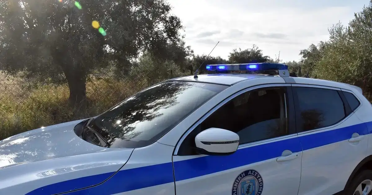 Κέρκυρα:-Απατεώνες-έπεισαν-έναν-79χρονο-να-τους-παραδώσει-200.000-ευρώ-και-ένα-δαχτυλίδι