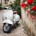 vespa-και-παράδοση-«πλημμυρίζουν»-τα-Μετέωρα