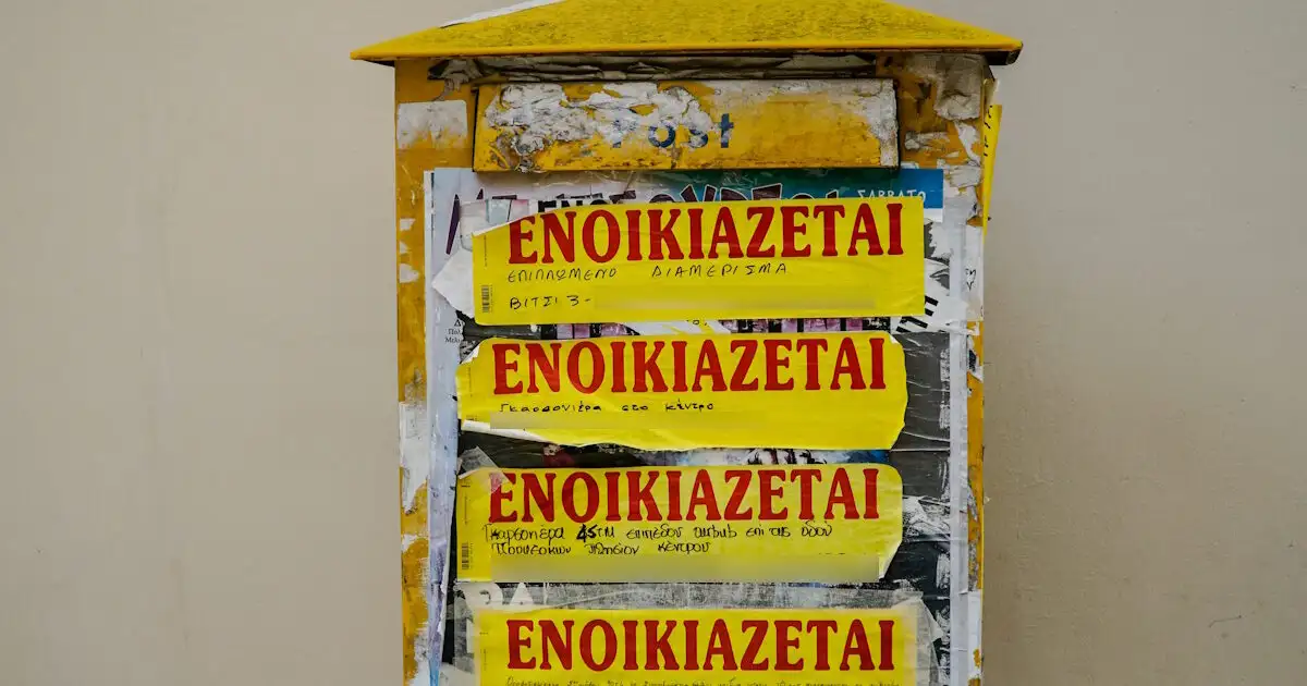 «Κομπίνα-μεγατόνων»-έστησε-27χρονος:-Έκλεβε-προσωπικά-στοιχεία,-«έκλεινε»-airbnb-και-τα-ξανανοίκιαζε-για-να-πάρει-τις-προκαταβολές