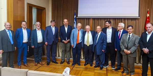Ο-Βασίλης-Γιαγιάκος-επανεξελέγη-στη-νέα-Διοίκηση-του-Ελληνοκινεζικού-Επιμελητηρίου-Ελλάδος