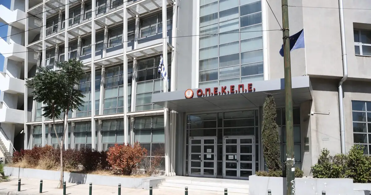 ΟΠΕΚΕΠΕ-–-Επιχείρηση-«Θερισμός»:-Το-ελληνικό-fbi-αποκάλυψε-πέντε-σπείρες-με-1151-κατηγορούμενους-και-λεία-πάνω-από-17-εκατ.-ευρώ