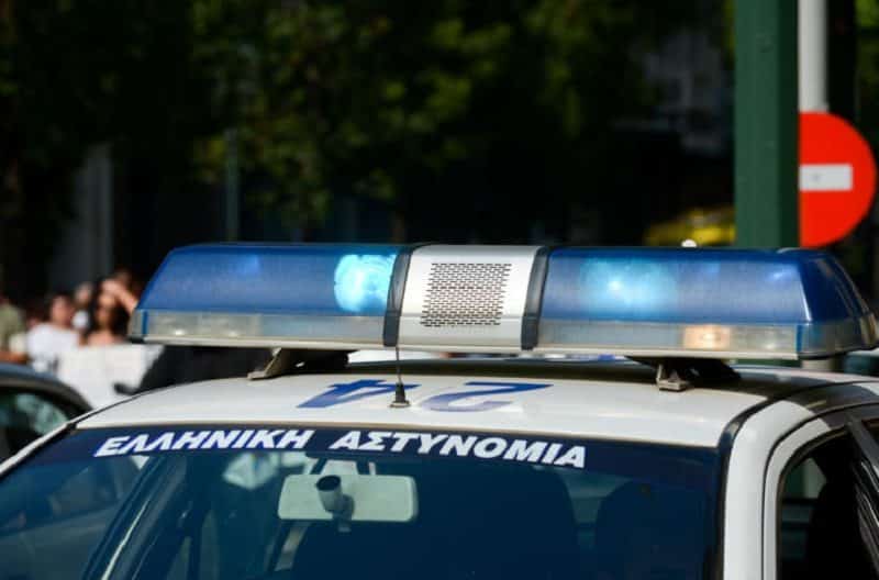 Τρίκαλα:-Εισέβαλλαν-σε-σπίτι-και-προκάλεσαν-φθορές-–-Συνελήφθησαν-από-την-αστυνομία