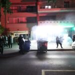 Άγρια-επεισόδια-μετά-το-συλλητήριο-των-οπαδών-της-ΑΕΛ-–-Νύχτα-τρόμου-για-την-οικογένεια-του-Αχιλλέα-Νταβέλη-που-καταγγέλει-φασιστική-επίθεση