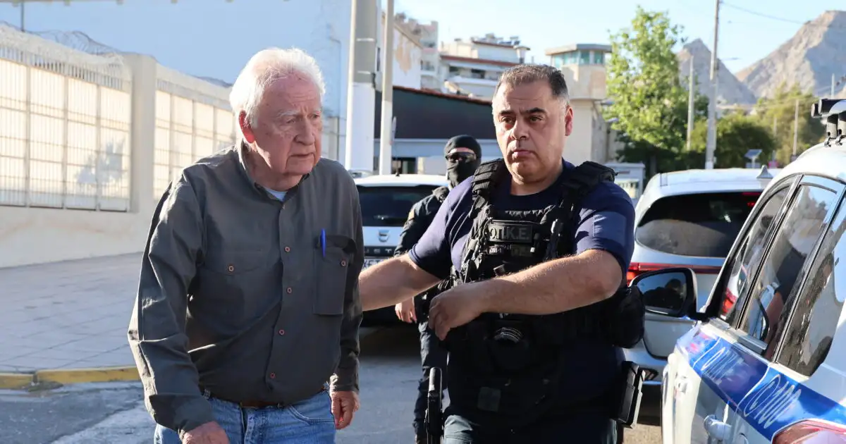 Ο-Αλέξανδρος-Γιωτόπουλος-ξανά-στη-φυλακή-μετά-από-δικαστικό-θρίλερ-και-διαδικαστικό-αλαλούμ-–-Πότε-μπορεί-να-αποφυλακιστεί