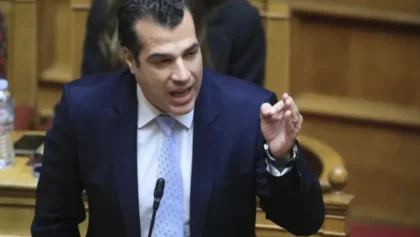 Αλλοδαπός-με-νόμιμη-άδεια-παραμονής-καλεί-μετανάστες-να-εισέλθουν-παράνομα-στην-Ελλάδα-–-Η-αντίδραση-του-Θάνου-Πλεύρη-(Βίντεο)