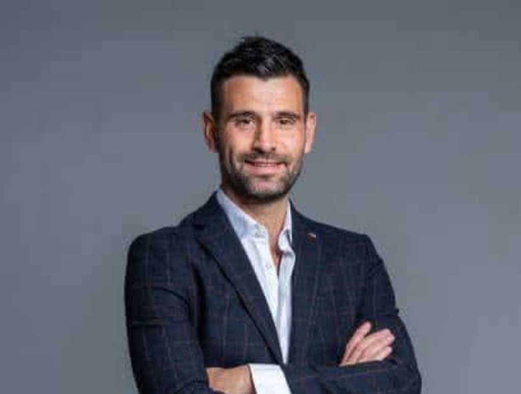 Ο-Μιχάλης-Μουρούτσος-στη-γιορτή-του-ΣΟΑΤ