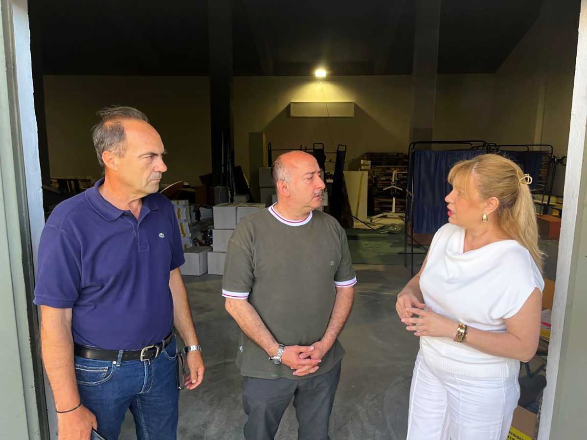 Τρίκαλα:-Συνεχίζεται-η-βοήθεια-σε-πλημμυροπαθείς