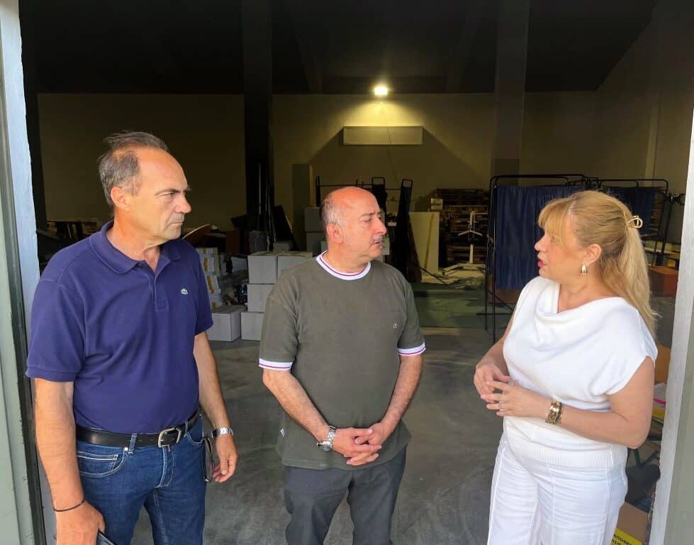 Πολύτιμη-η-στήριξη-πλημμυροπαθών-οικογενειών-από-την-Ενωση-Ελλήνων-Εφοπλιστών