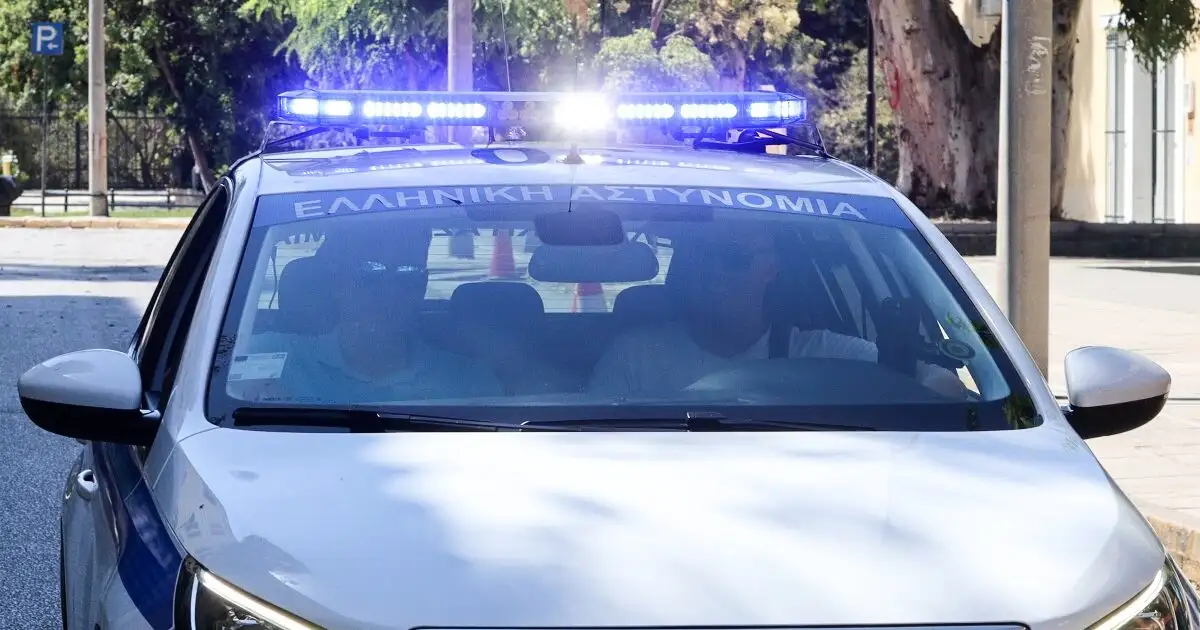 Αιδηψός:-Ανήλικη-ήπιε-χλωρίνη-–-Αστυνομικοί-την-μετέφεραν-άμεσα-στο-κέντρο-υγείας