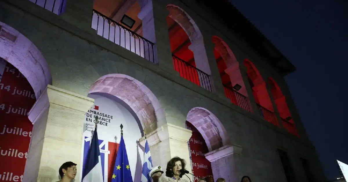 Εκδήλωση-της-Γαλλικής-πρεσβείας-στην-Αθήνα-για-την-ημέρα-της-Βαστίλης-με-Κικίλια-και-Γκιλφόιλ