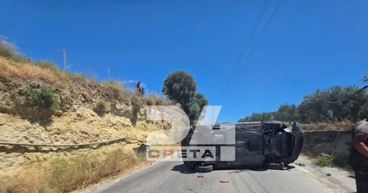 Ηράκλειο:-Αυτοκίνητο-τούμπαρε-και-παρέσυρε-πεζή-–-Η-γυναίκα-υποβλήθηκε-σε-χειρουργείο-και-νοσηλεύεται-στη-ΜΕΘ