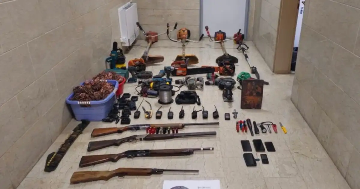 Μεσσηνία:-Εκβίαζαν-αγρότες-και-έβαζαν-φωτιές-ο-κοινοτάρχης,-ο-αδερφός-του-και-ένας-πυροσβέστης