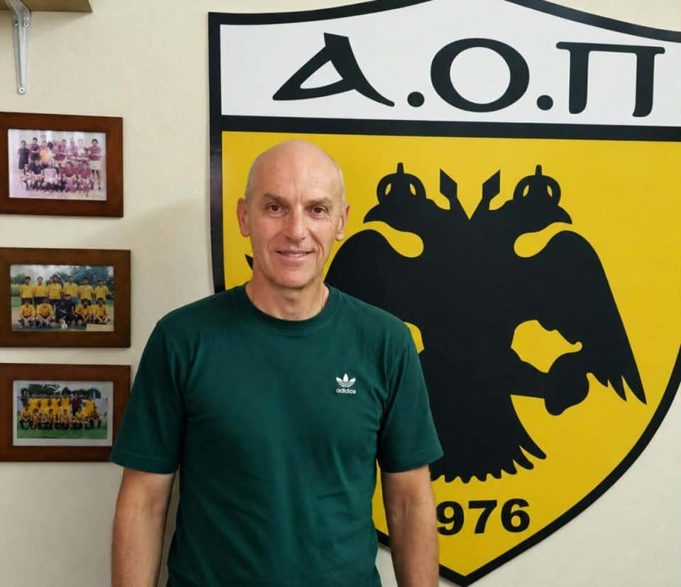Ο-Βασιλείου-στο-τεχνικό-επιτελείο-των-Ακαδημιών-του-ΑΟ-Πυργετού!
