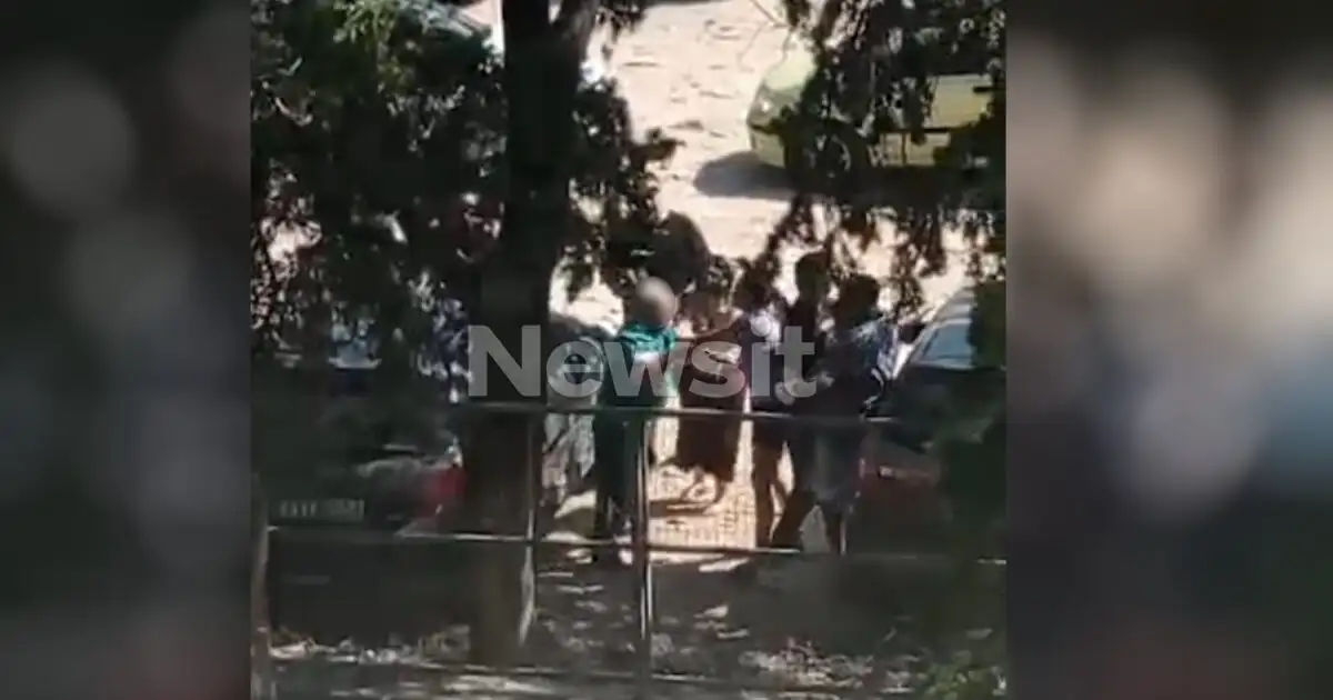Άγριος-ξυλοδαρμός-γιατρού-από-συγγενείς-ασθενή-σε-parking-νοσοκομείου-της-Αθήνας-–-Βίντεο-ντοκουμέντο-από-την-επίθεση