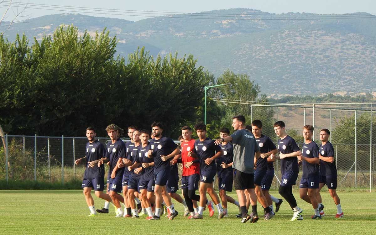 Με-απουσίες-και-χαμηλούς-τόνους-η-πρώτη-του-ΑΟΤ