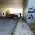 Καρότσα-φορτηγού-βρήκε-σε-γέφυρα-του-Ε65-και-έπεσε-στο-οδόστρωμα