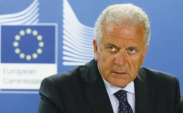 qatargate:-Ομόφωνη-εισήγηση-της-Επιτροπής-Δεοντολογίας-της-Βουλής-για-άρση-ασυλίας-του-Αβραμόπουλου