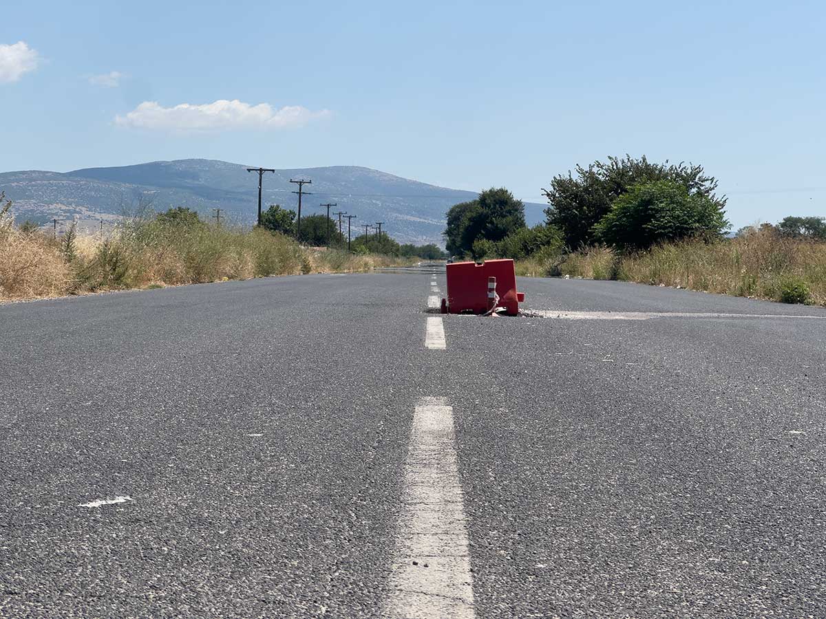 Μπαλκούρα:-Το-«μνημείο»-της-αδιαφορίας