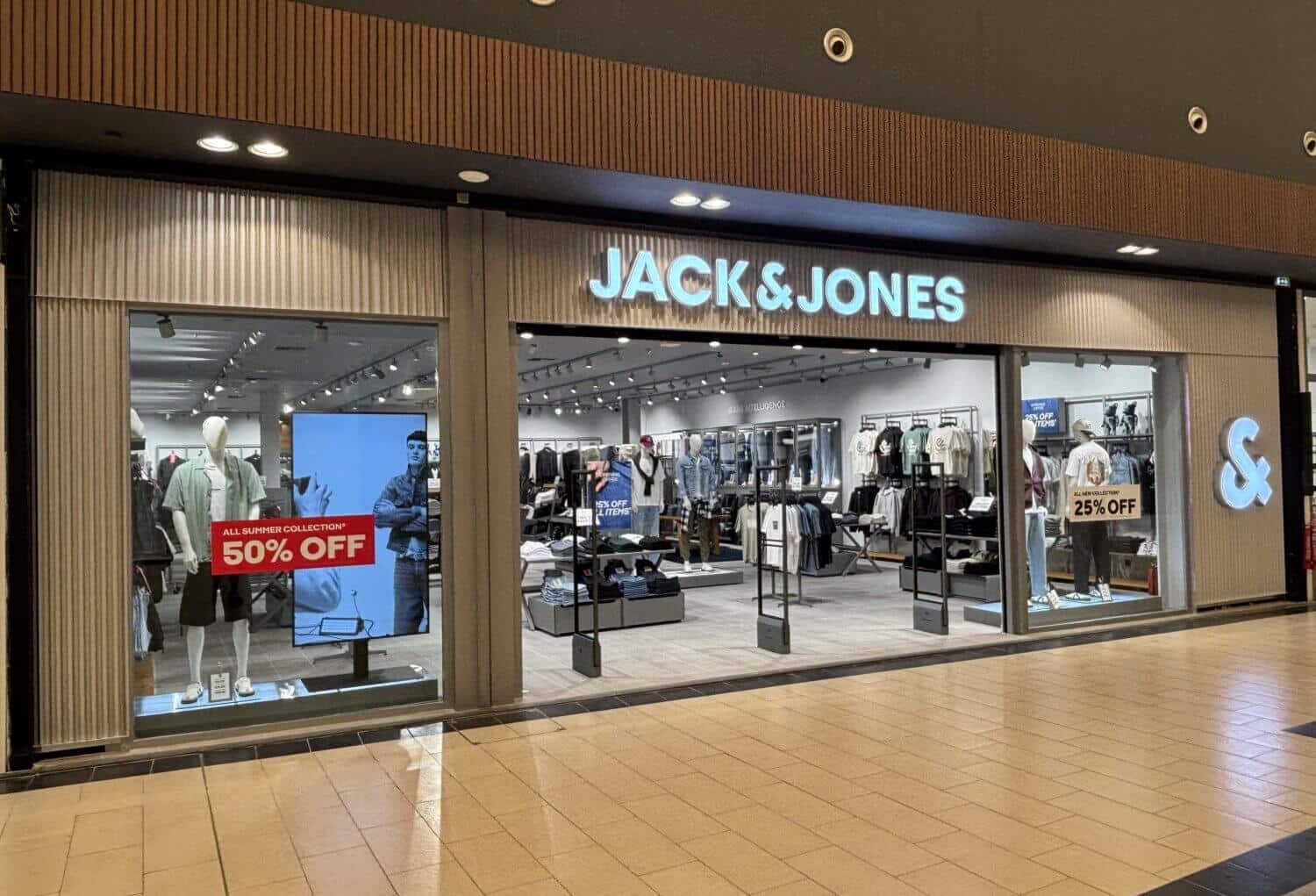 Το-fashion-city-outlet-υποδέχεται-τη-jack-&-jones
