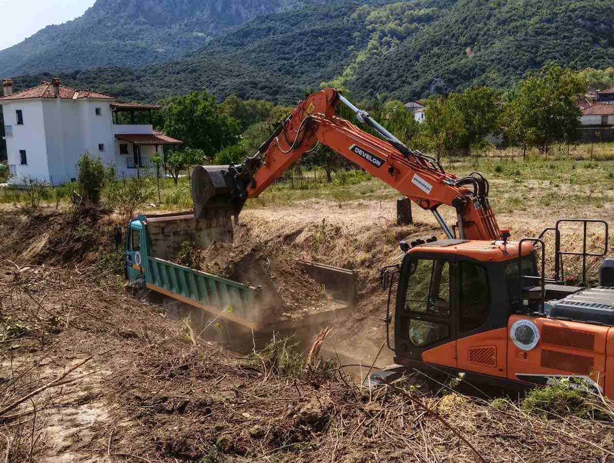 Διάβα:-Καθαρίστηκε-ρέμα-που-είχε-μείνει-χρόνια-χωρίς-συντήρηση