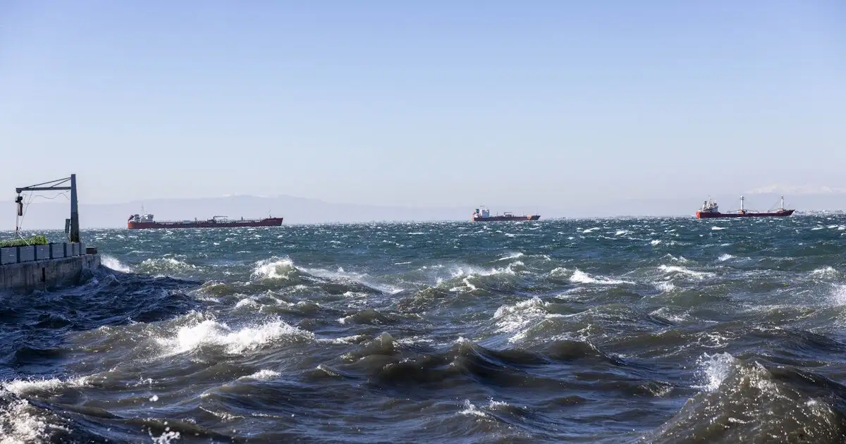Καιρός:-Μελτέμι-πάνω-από-110-χιλιόμετρα-την-ώρα-σε-Αττική-και-Εύβοια-–-Χάρτης-με-τις-ριπές-στη-χώρα