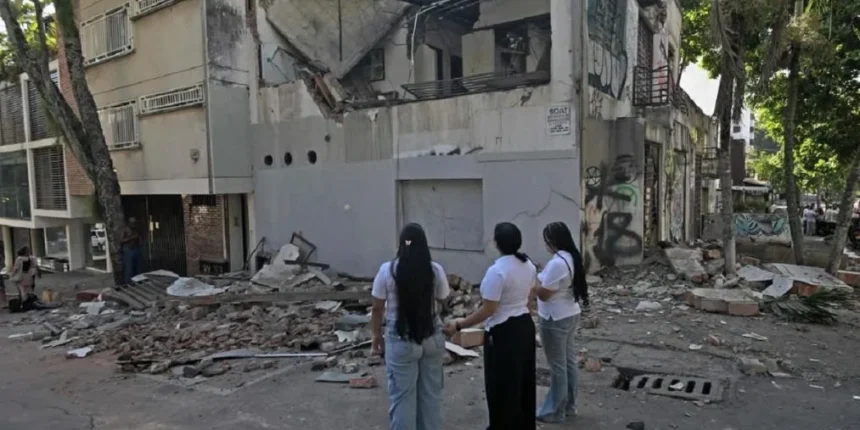 Σεισμός-7,4-Ρίχτερ-στην-Κολομβία:-Τουλάχιστον-20-νεκροί-–-Καταρρεύσεις-κτιρίων,-μεγάλες-ζημιές-και-εγκλωβισμένοι-–-ΦΩΤΟ-και-ΒΙΝΤΕΟ