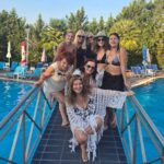 Τα-«Μαριναρίσματα»-βγήκαν…-στην-πισίνα-για-γενέθλια