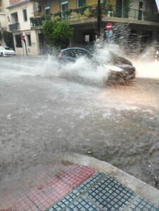 Αλλαγή-τoυ-σκηνικού-του-καιρού-=-Ερχονται-καταιγίδες-Η-πρόγνωση-της-ΕΜΥ-μέχρι-την-Παρασκευή-14-Αυγούστου