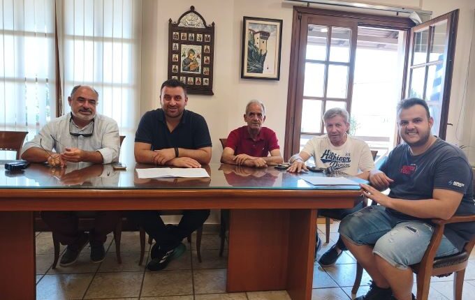 Με-υπογραφή-Αβραμόπουλου-ξεκινούν-τα-έργα-των-240.000e-για-παιδικές-χαρές-και-κοινόχρηστους-χώρους-στον-Δήμο-Μετεώρων