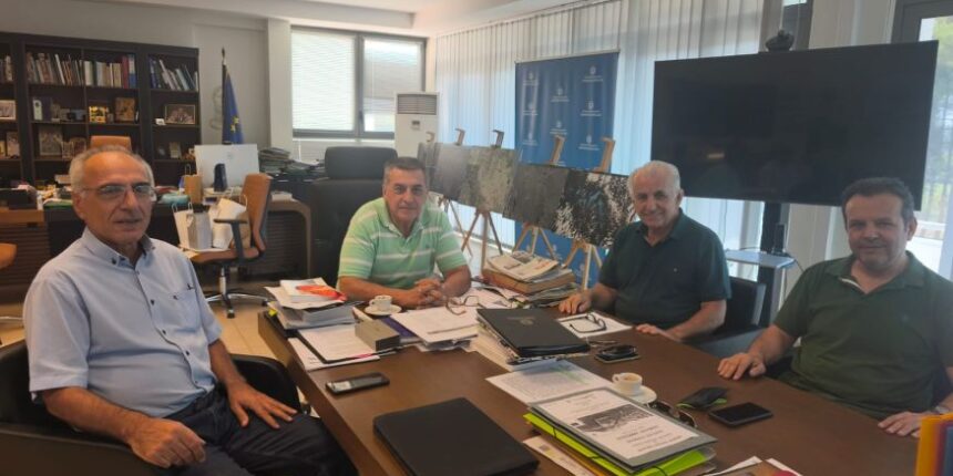 Συνάντηση-σε-καλό-κλίμα-Δημήτρη-Κουρέτα-Χρήστου-Λάππα.-Συζητήθηκαν-η-πορεία-των-έργων-και-οι-προοπτικές-ανάπτυξης-της-Θεσσαλίας-και-ιδιαίτερα-του-νομού-Τρικάλων