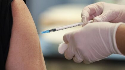 Εμβόλια-των-moderna-merck:-Μεγάλες-προσδοκίες-στη-μάχη-κατά-του-καρκίνου