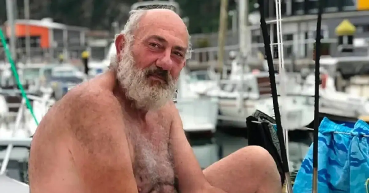 Θρίλερ-στο-Ιόνιο:-«Η-σύζυγός-του-ήταν-σοκαρισμένη»-λέει-ο-άνδρας-που-εντόπισε-το-σκάφος-του-αγνοούμενου-Ισπανού-επιχειρηματία
