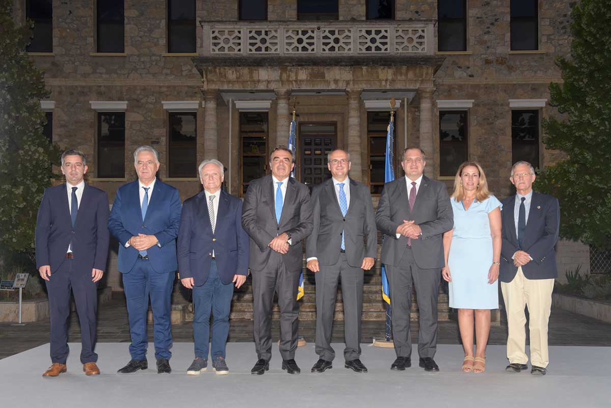 Κτηνοτροφία:-220-εκατ.-ευρώ-και-σχέδιο-ανάταξης