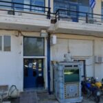 Επίθεση-άνδρα-με-μαχαίρι-στο-ΑΤ-Μάνδρας:-Τραυμάτισε-αστυνομικό,-τον-πυροβόλησαν-στην-κοιλιά