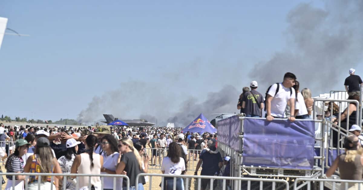Τανάγρα:-Έπεσε-phantom-κατά-τη-διάρκεια-των-αεροπορικών-επιδείξεων-athens-flying-week