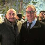 Στεφάνι-του-Δήμου-Τρικκαίων-στην-κηδεία-του-Δημάρχου-Αντιπάρου,-Τάσου-Φαρούπου
