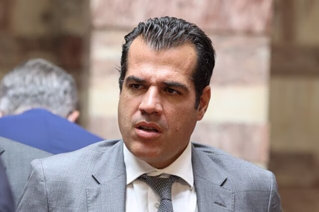 Αποκάλυψη-ΠΑΣΟΚ:-Ο-Πλεύρης-και-οι-κατηγορούμενοι-γιατροί-για-τον-θάνατο-του-Μαζωνάκη-είχαν-συστήσει-σωματείο