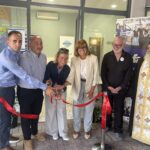 Ελληνοϊταλική-“συμμαχία”-παρέδωσε-ανακαινισμένο-το-κοινοτικό-κατάστημα-στο-Γλίνος (φωτο)